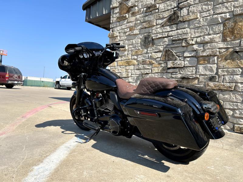 Street Glide® ST