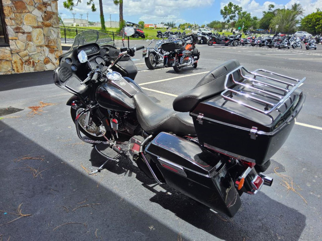 Road Glide®