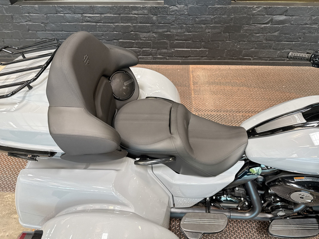 Street Glide® 3 Limited