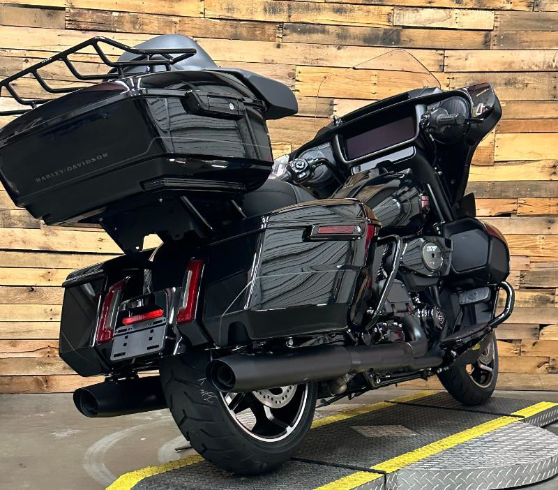 Street Glide® Ultra