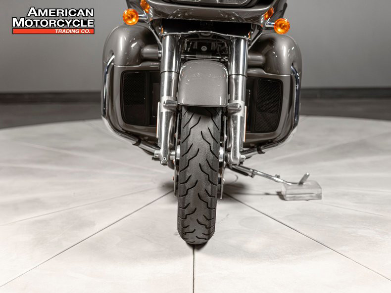 Road Glide® Ultra