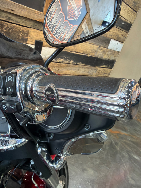 Street Glide®