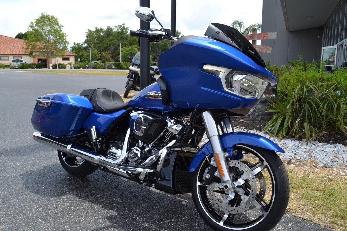 Road Glide®