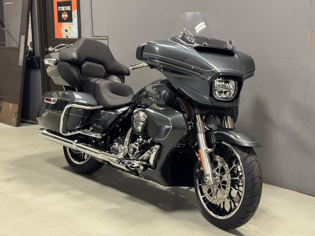 Street Glide® Limited