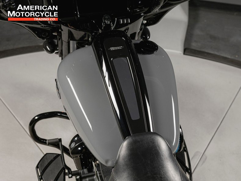 Street Glide® Special