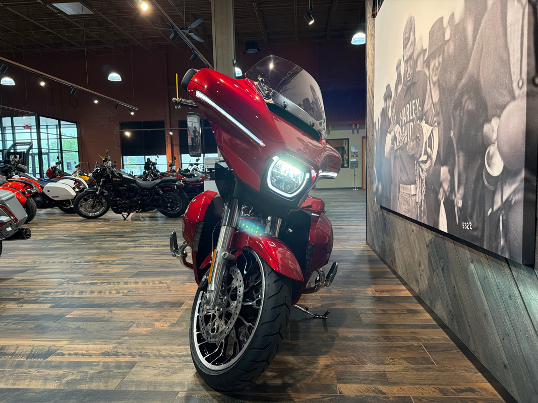 Street Glide® Limited