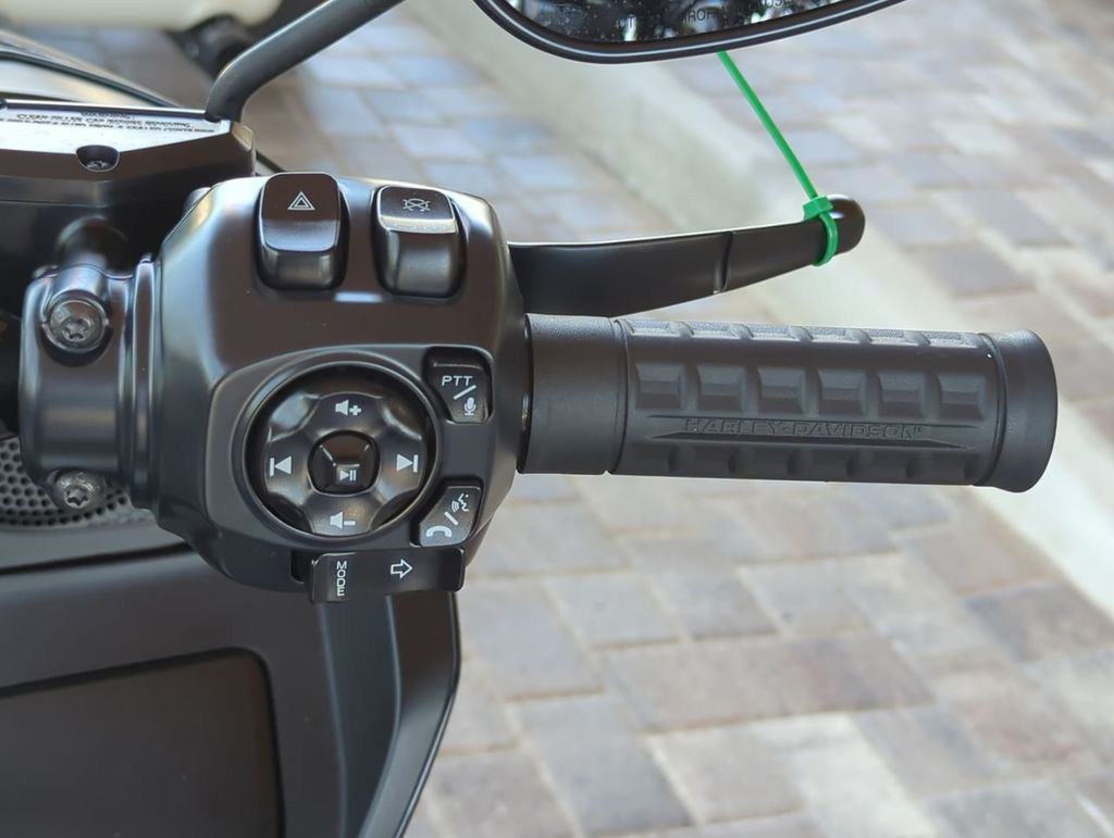 Road Glide®
