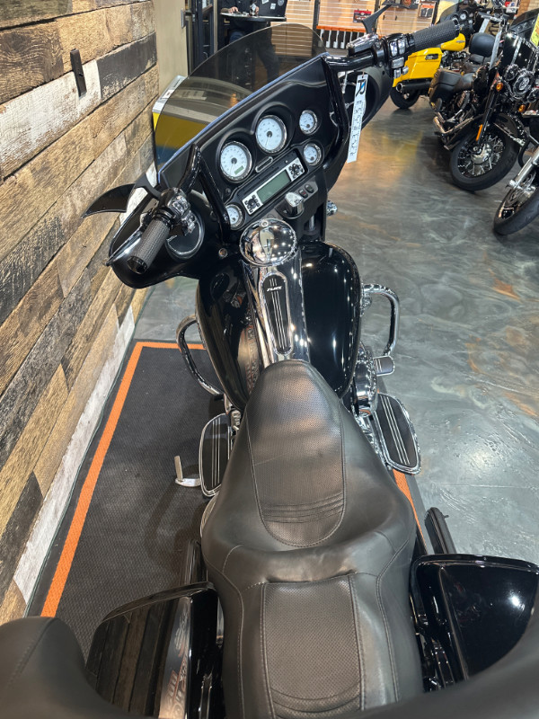 Street Glide®