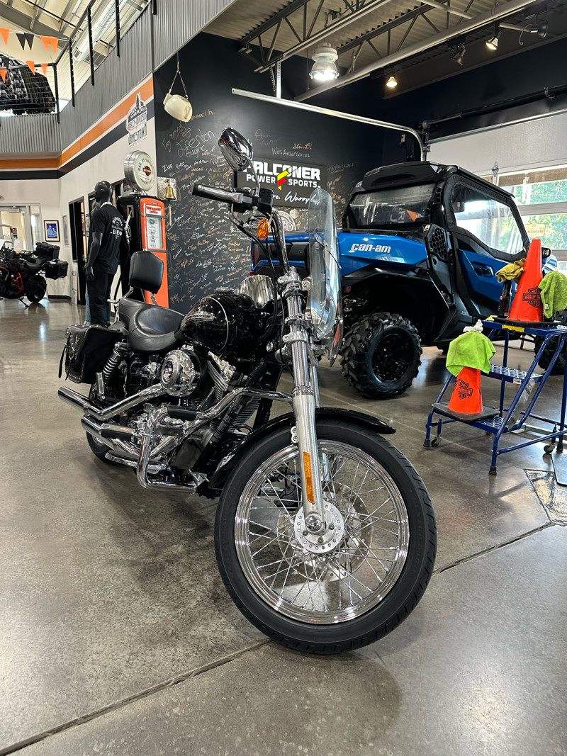 Dyna® Super Glide® Custom