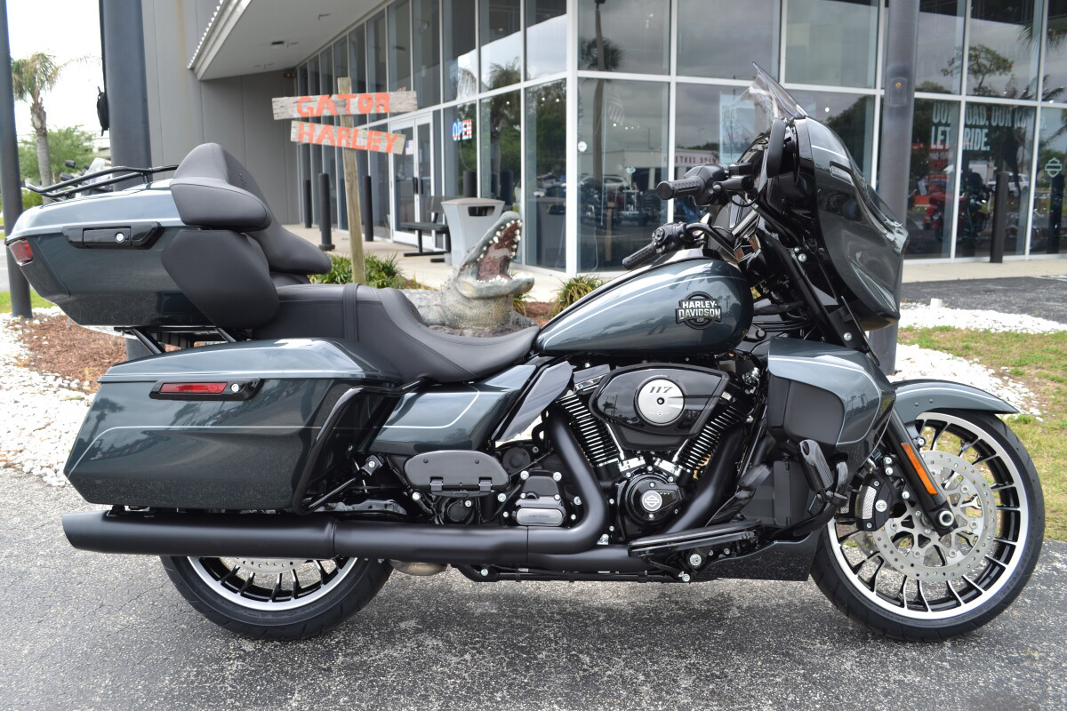 Street Glide® Limited