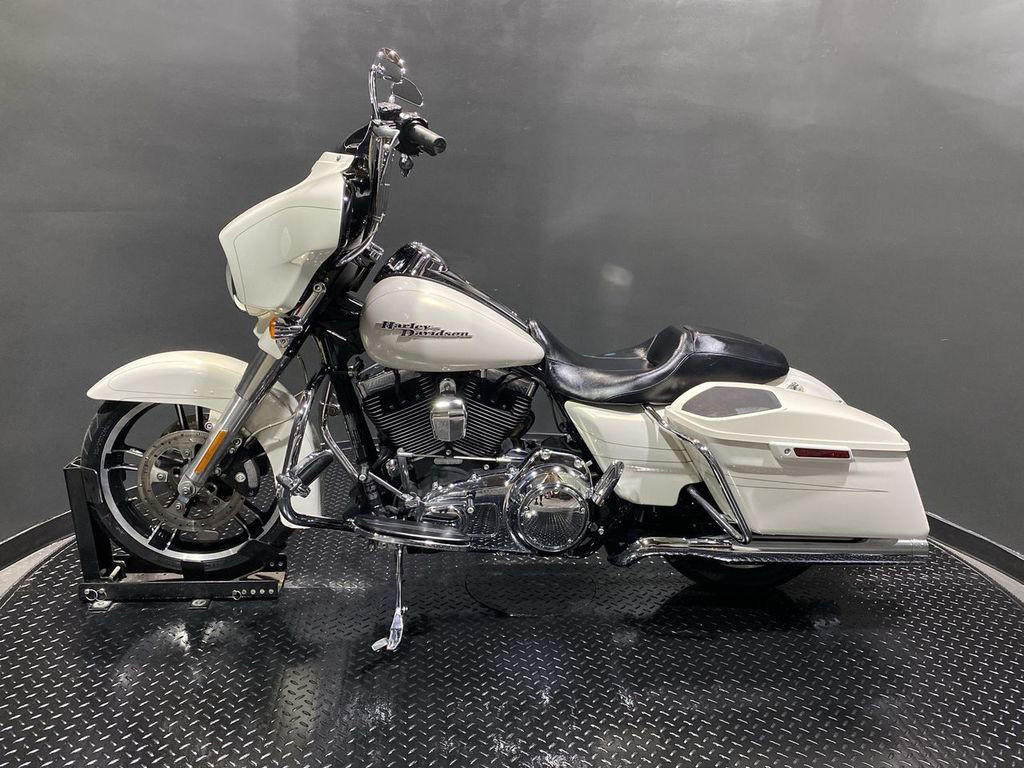 Street Glide® Special