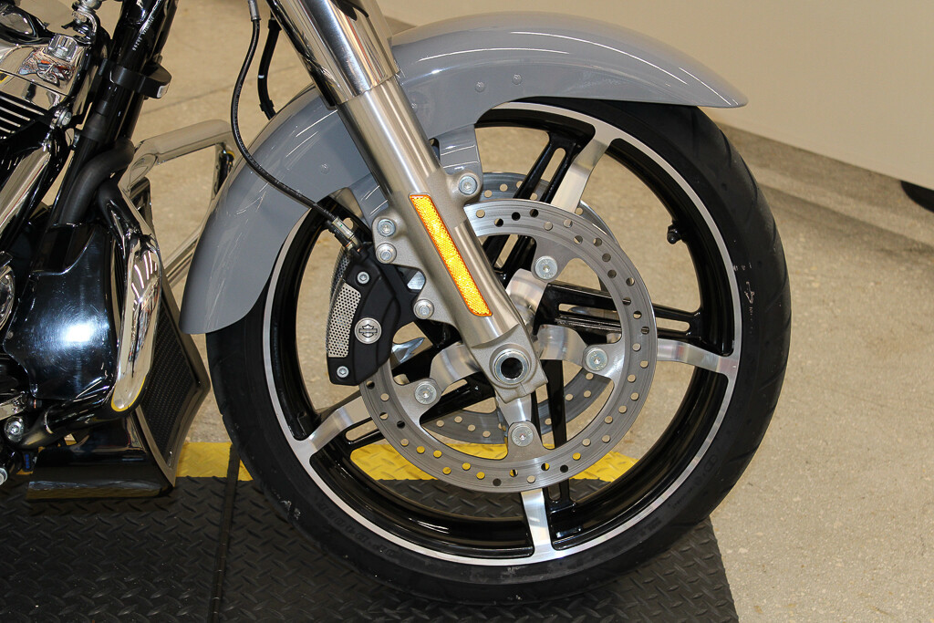 Street Glide®