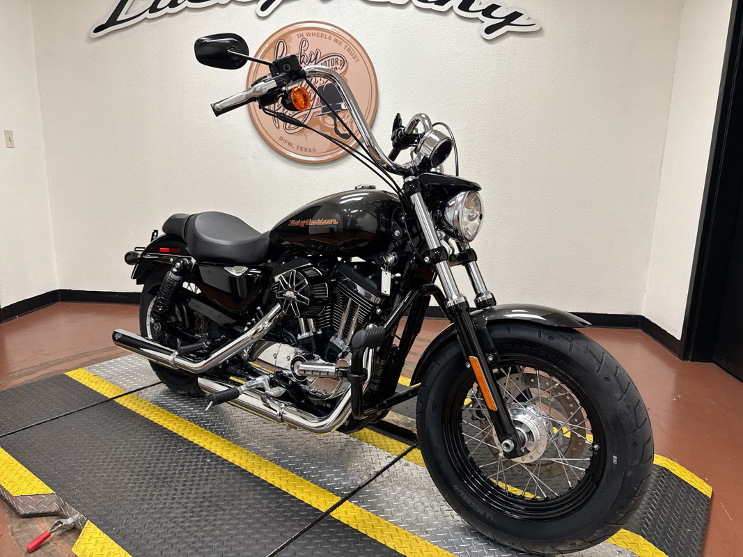 Sportster® 1200 Custom