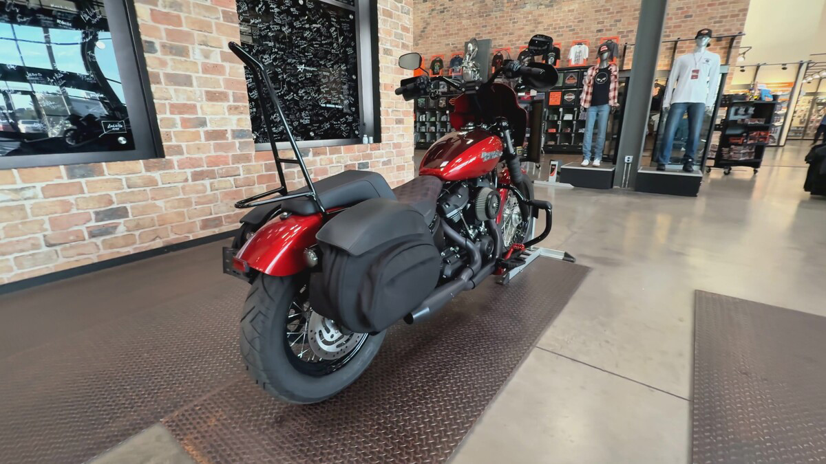 Softail® Street Bob®