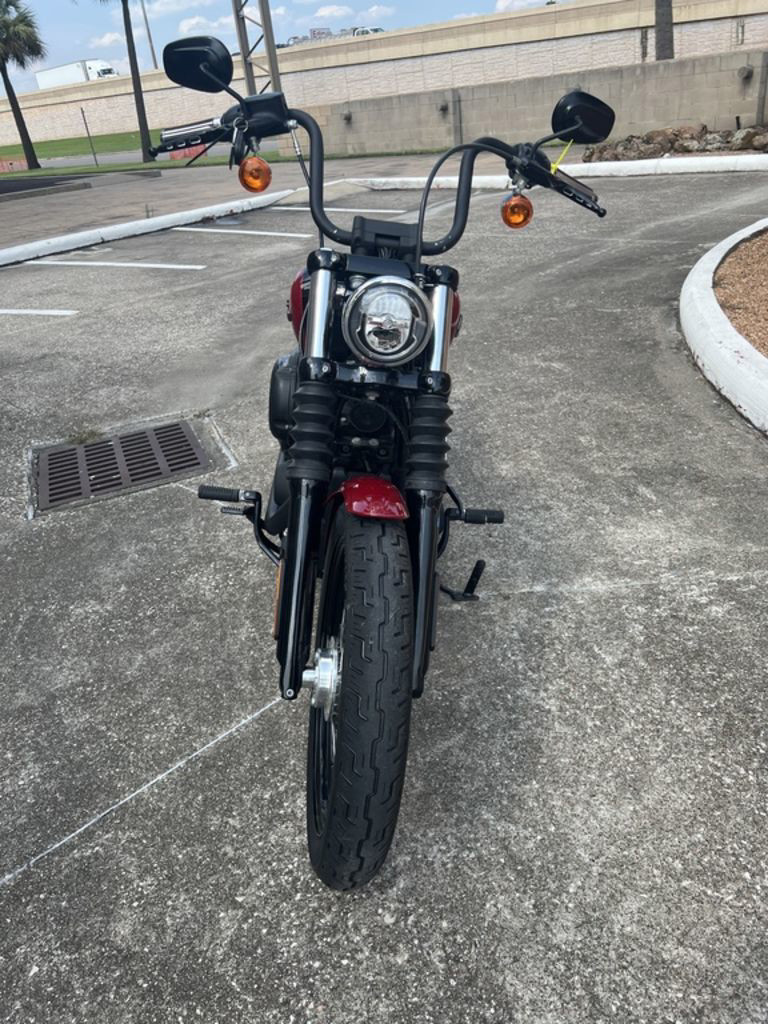 Street Bob®