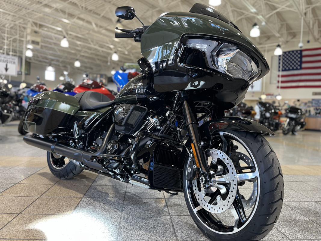Road Glide®