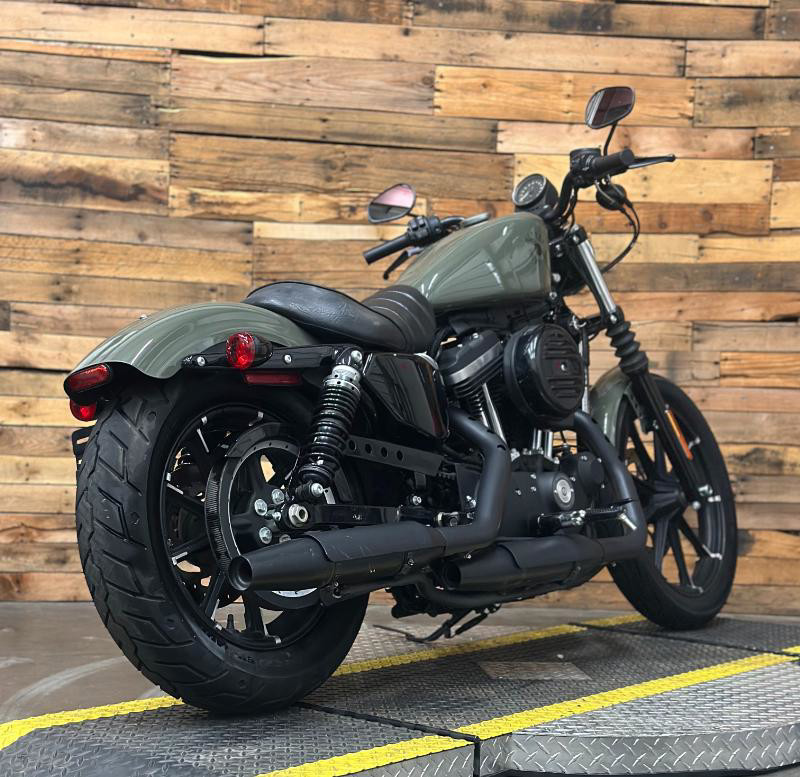 Iron 883®