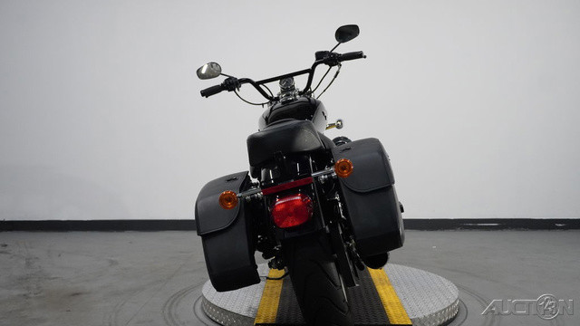 Sportster® SuperLow® 1200T