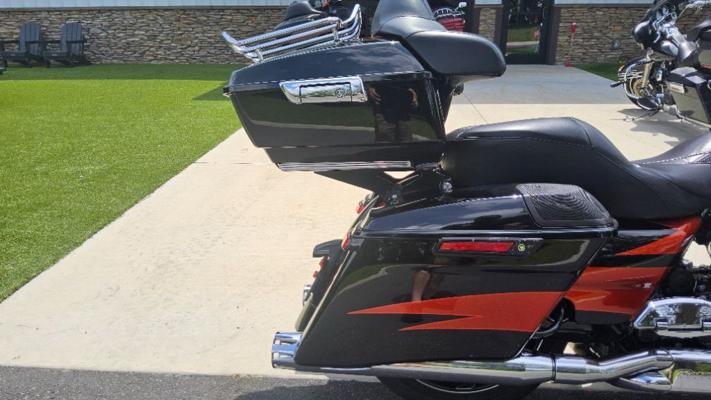 CVO® Street Glide®