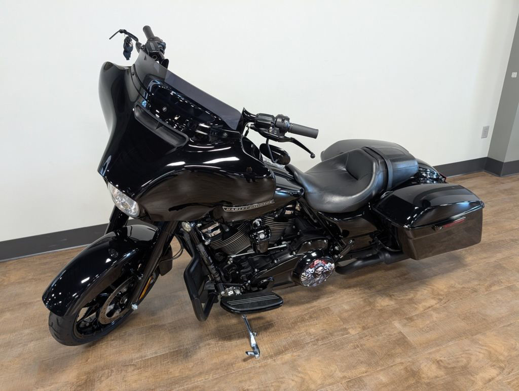 Street Glide® Special