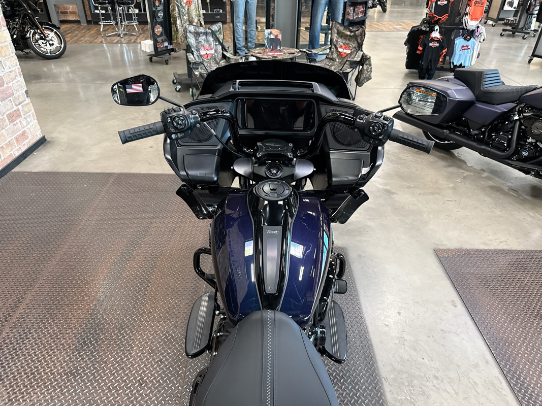 Road Glide®