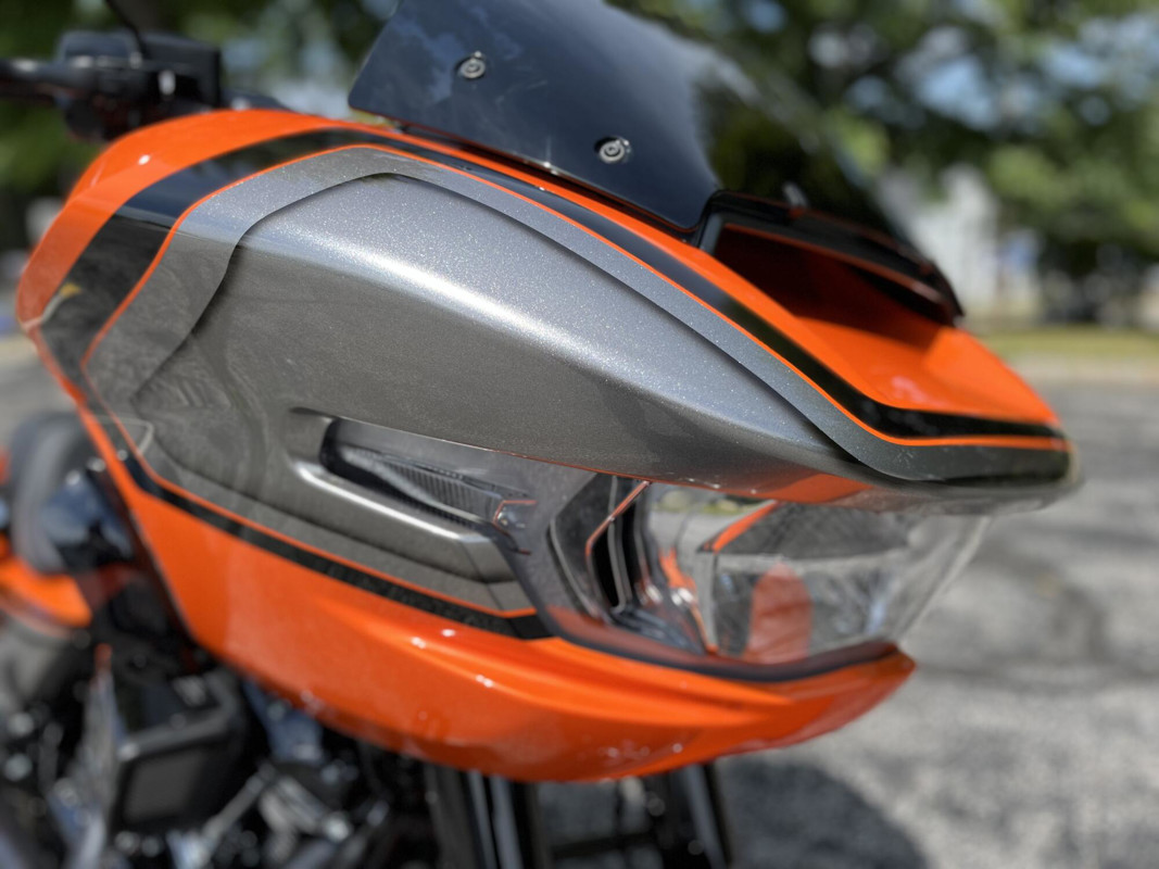 Road Glide®
