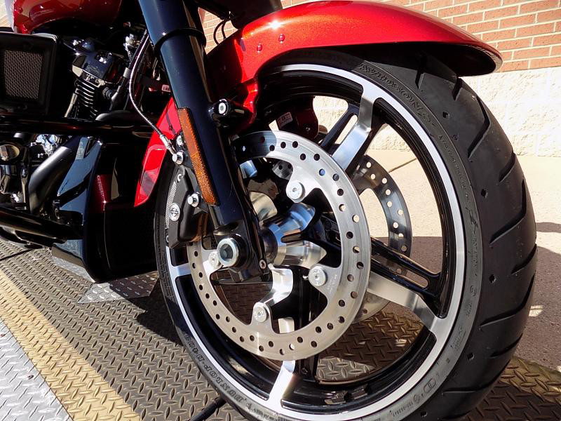 Street Glide®