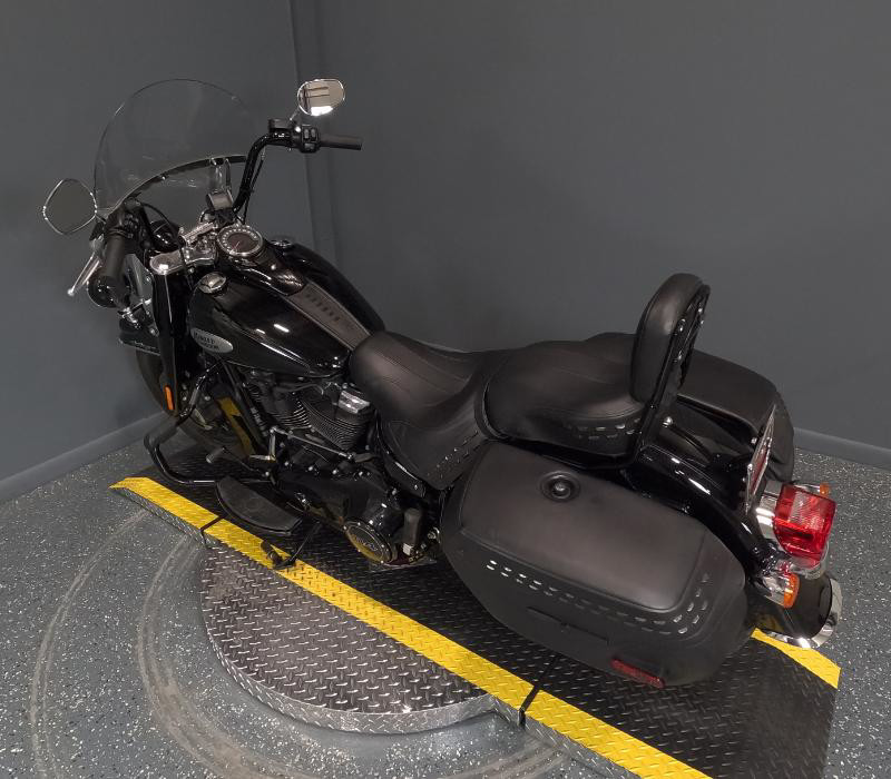 Heritage Classic 114