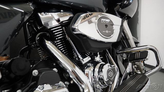 Road Glide®