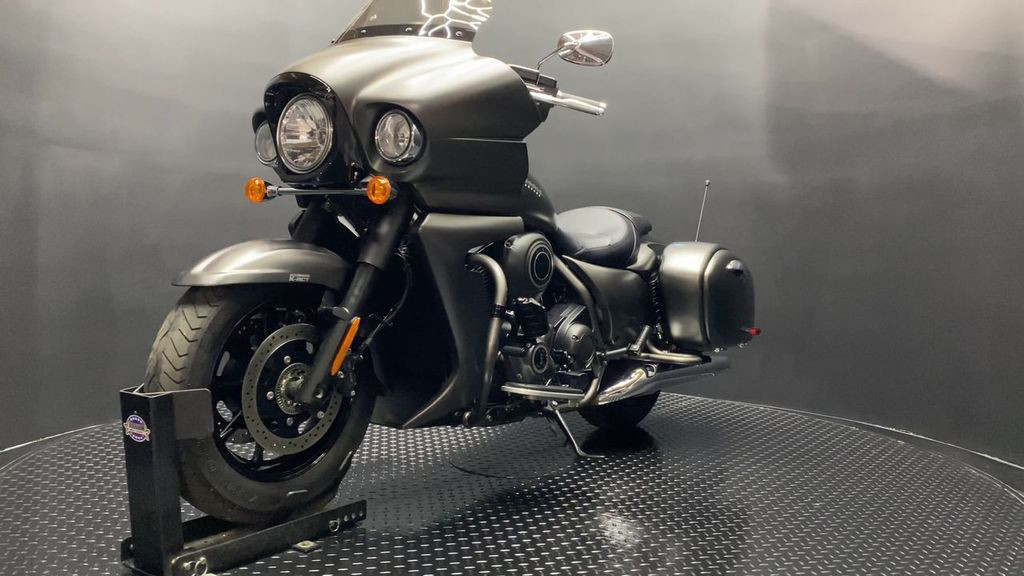 Vulcan 1700 Vaquero ABS