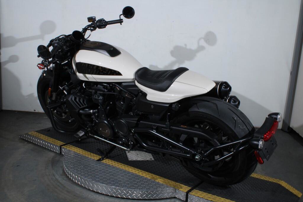 Sportster® S