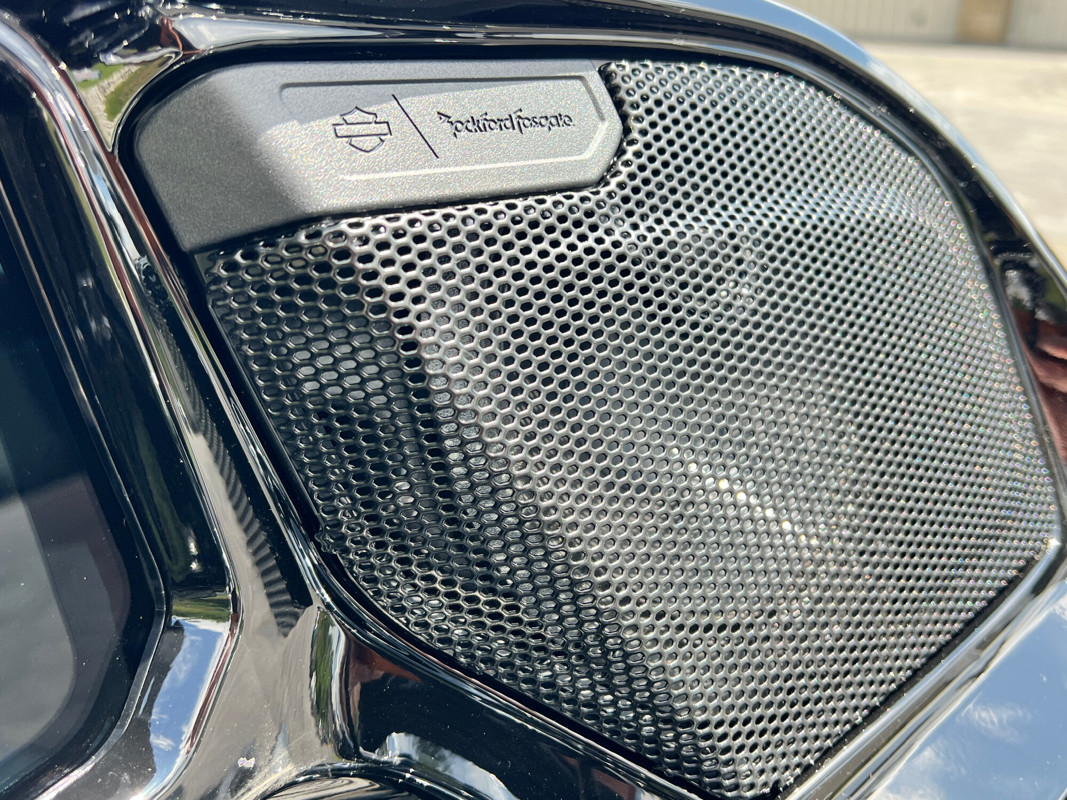 Road Glide® 3