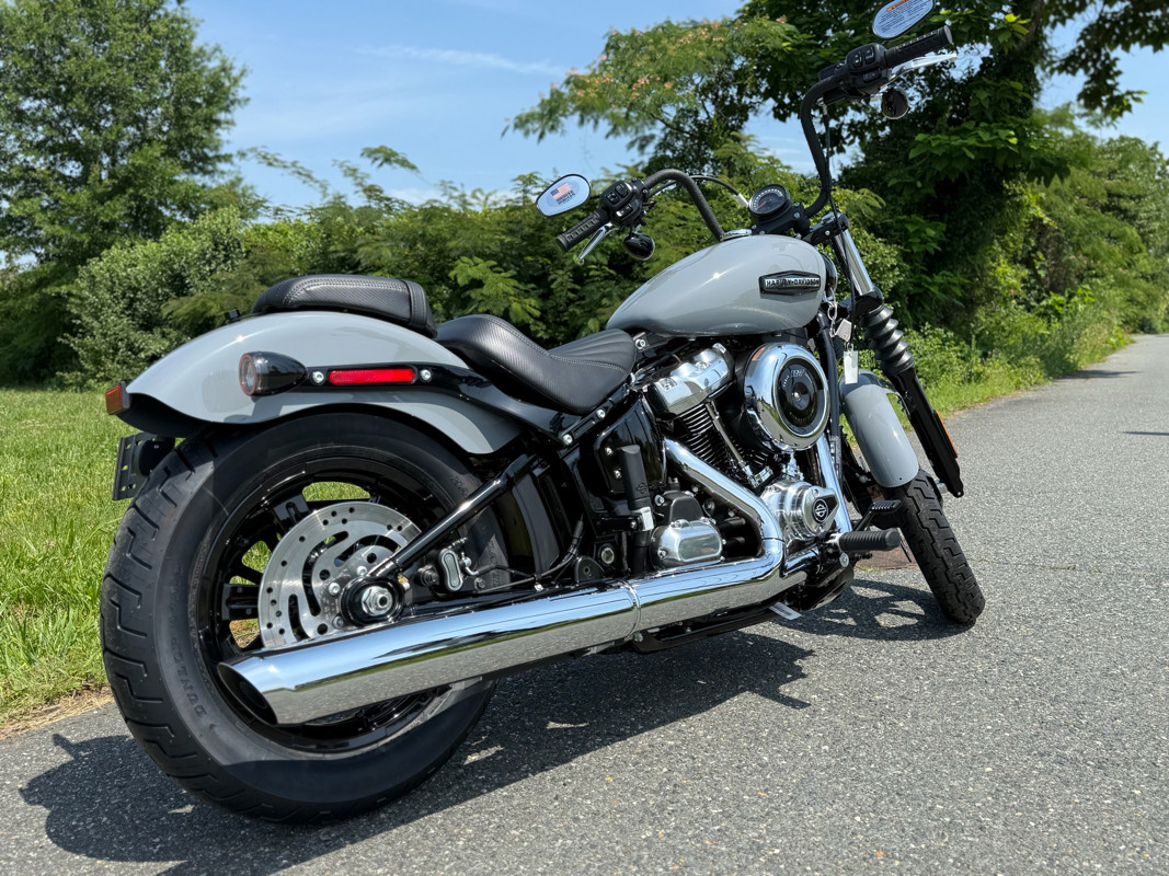 Street Bob®
