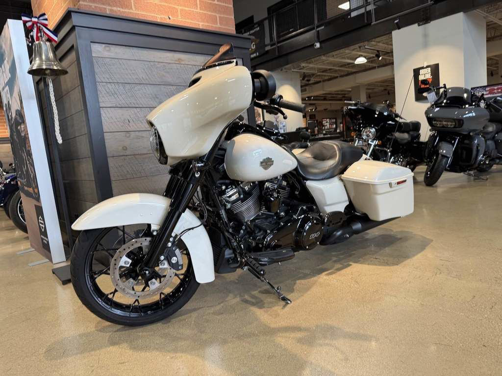Street Glide® Special