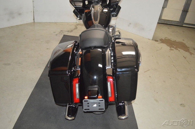 Road Glide®
