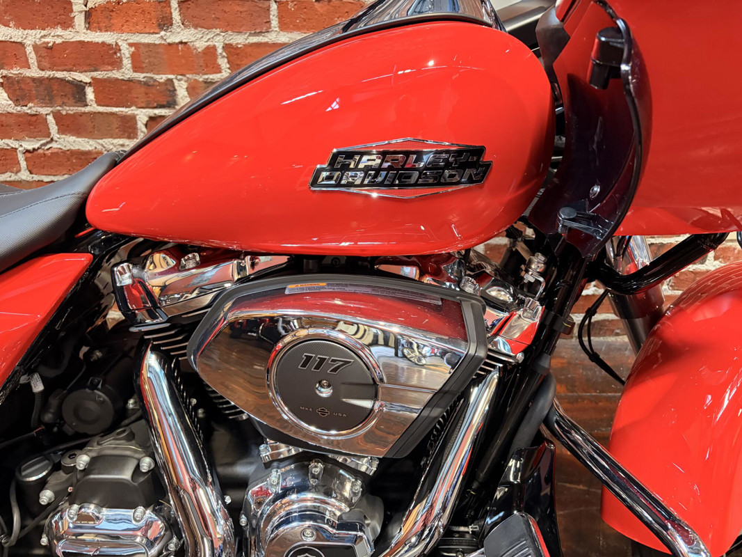 Road Glide®