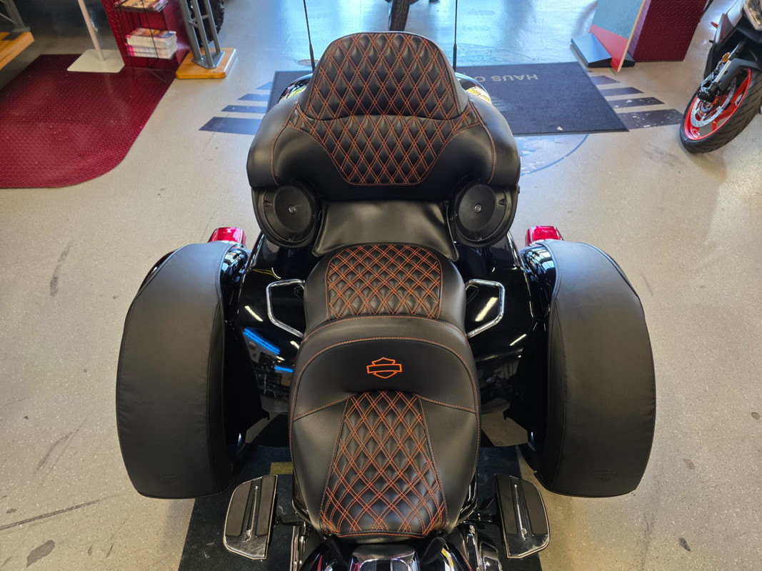 Tri Glide® Ultra Classic®