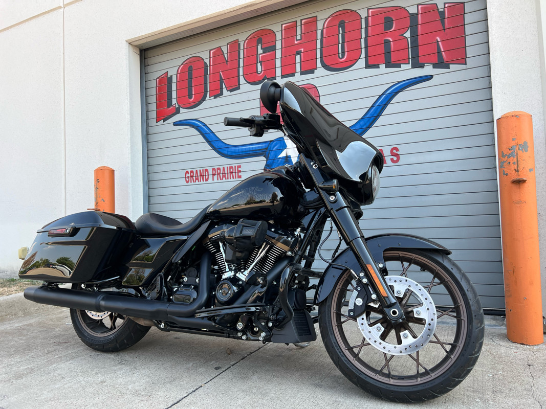 Street Glide® ST