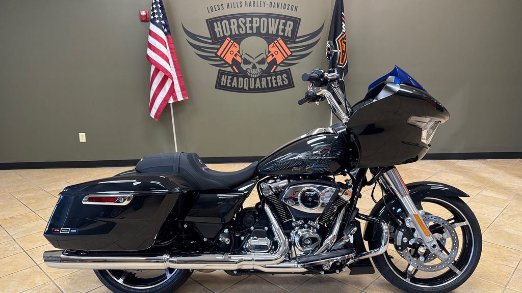 Road Glide®
