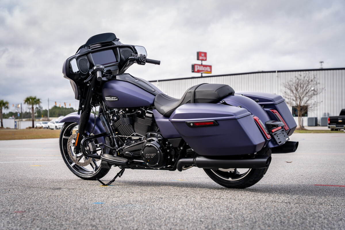 Street Glide®
