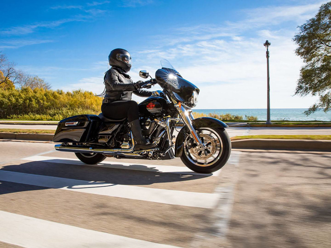 Electra Glide® Standard