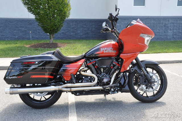 CVO® Road Glide® ST