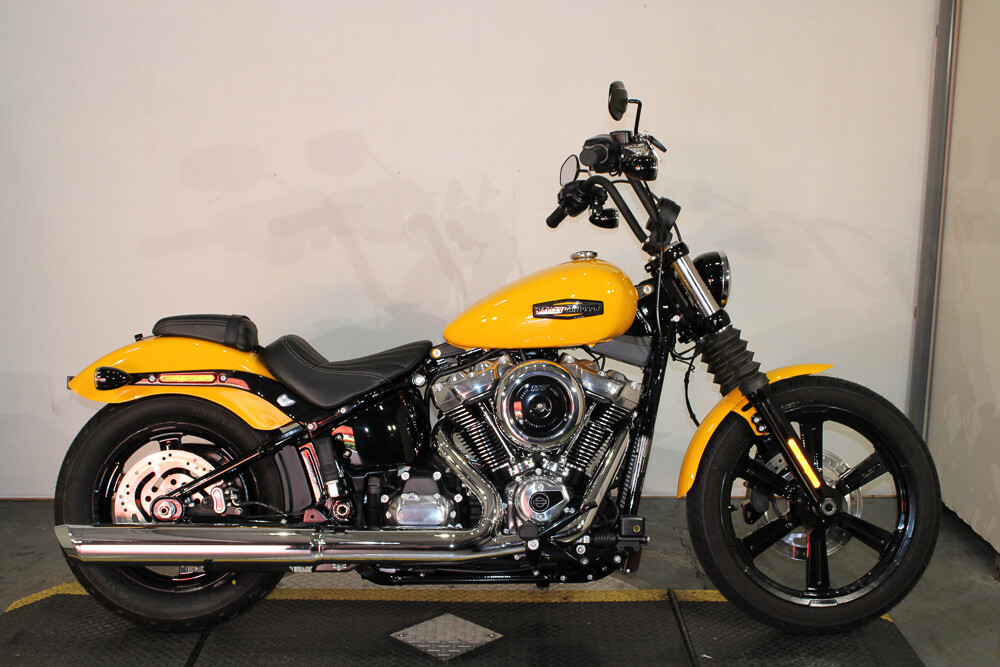 Street Bob®