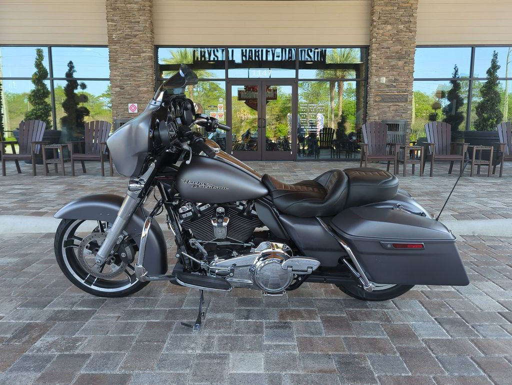 Street Glide® Special