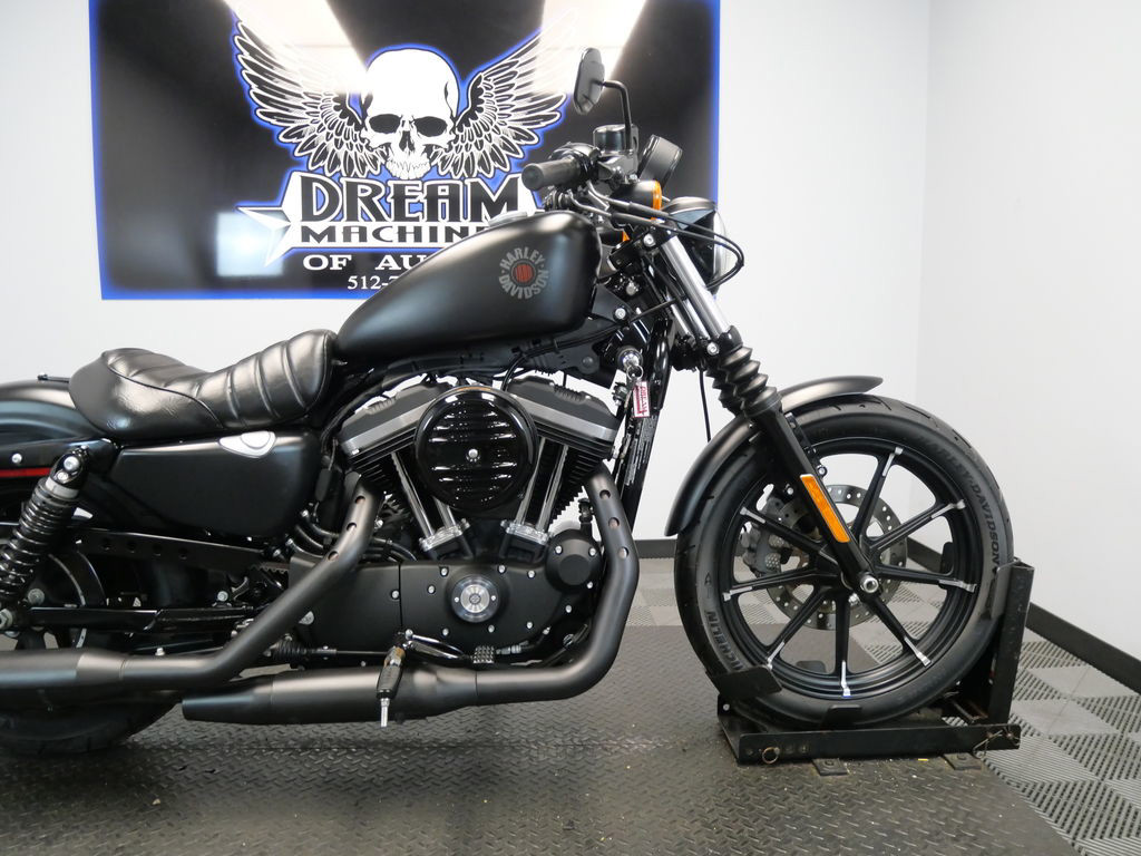 Iron 883®