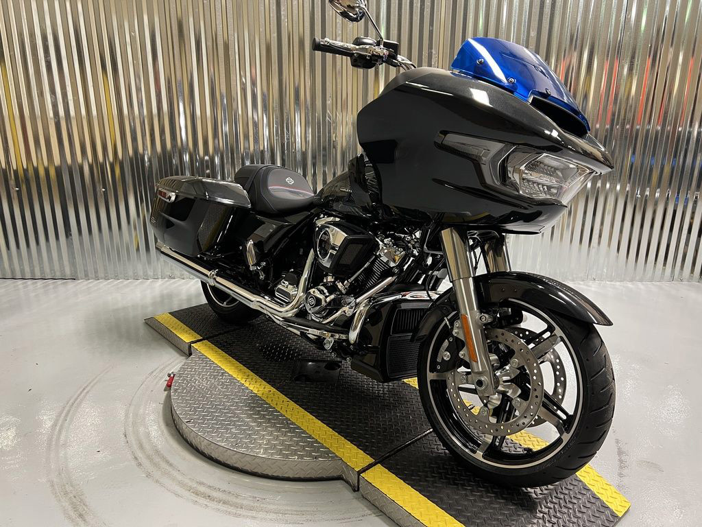 Road Glide®