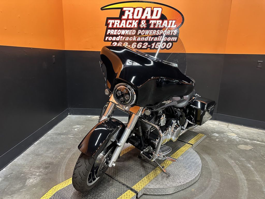 Street Glide®