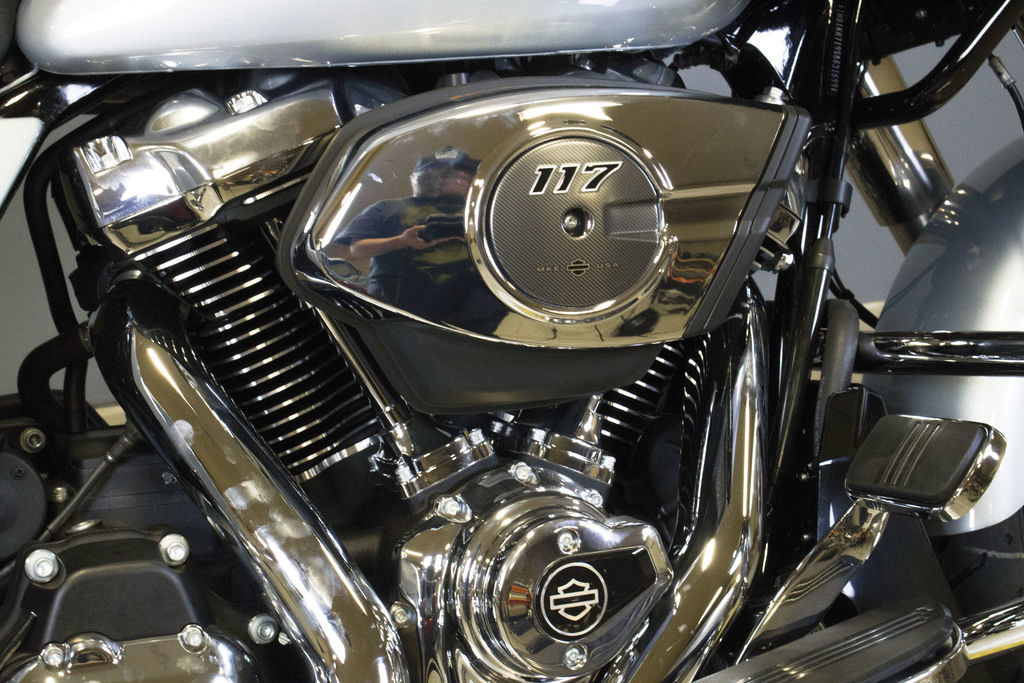 Road Glide®