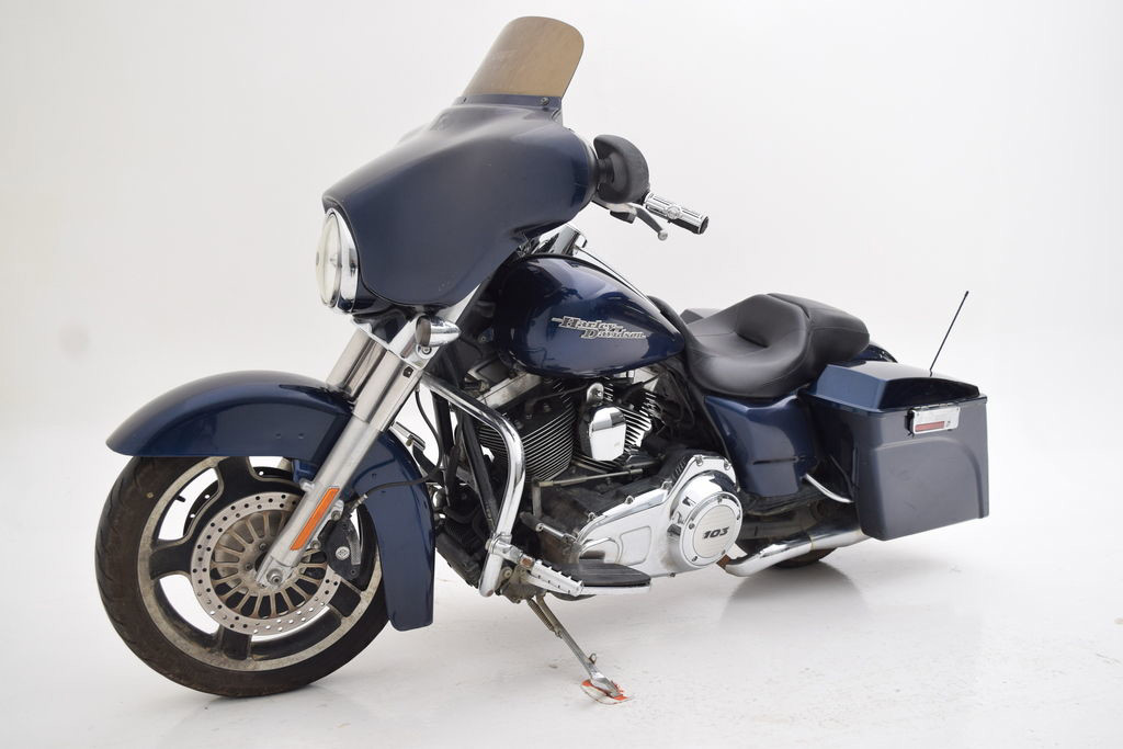 Street Glide®