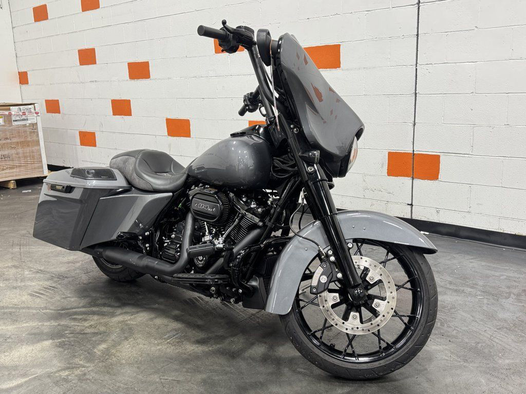 Street Glide® Special